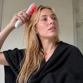 Lumuwa Halo™ LED Therapy Scalp Comb