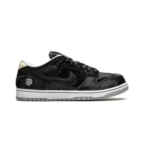 Nike SB Dunk Low "Medicom Toy - BE@RBRICK"