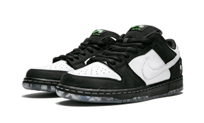Nike SB Dunk Low Staple Panda Pigeon