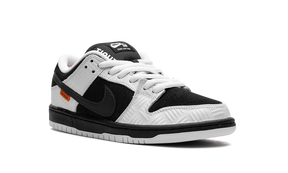 Nike SB x Dunk Low Pro Black and White