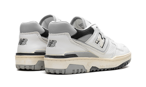 New Balance 550 VINTAGE WHITE BLACK
